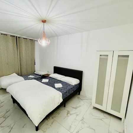 Queen Apartments Santa Coloma de Gramenet Экстерьер фото