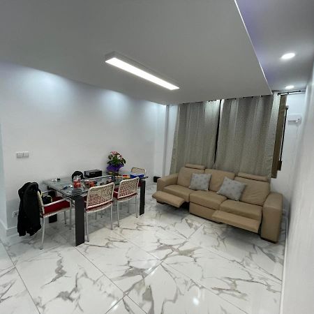 Queen Apartments Santa Coloma de Gramenet Экстерьер фото
